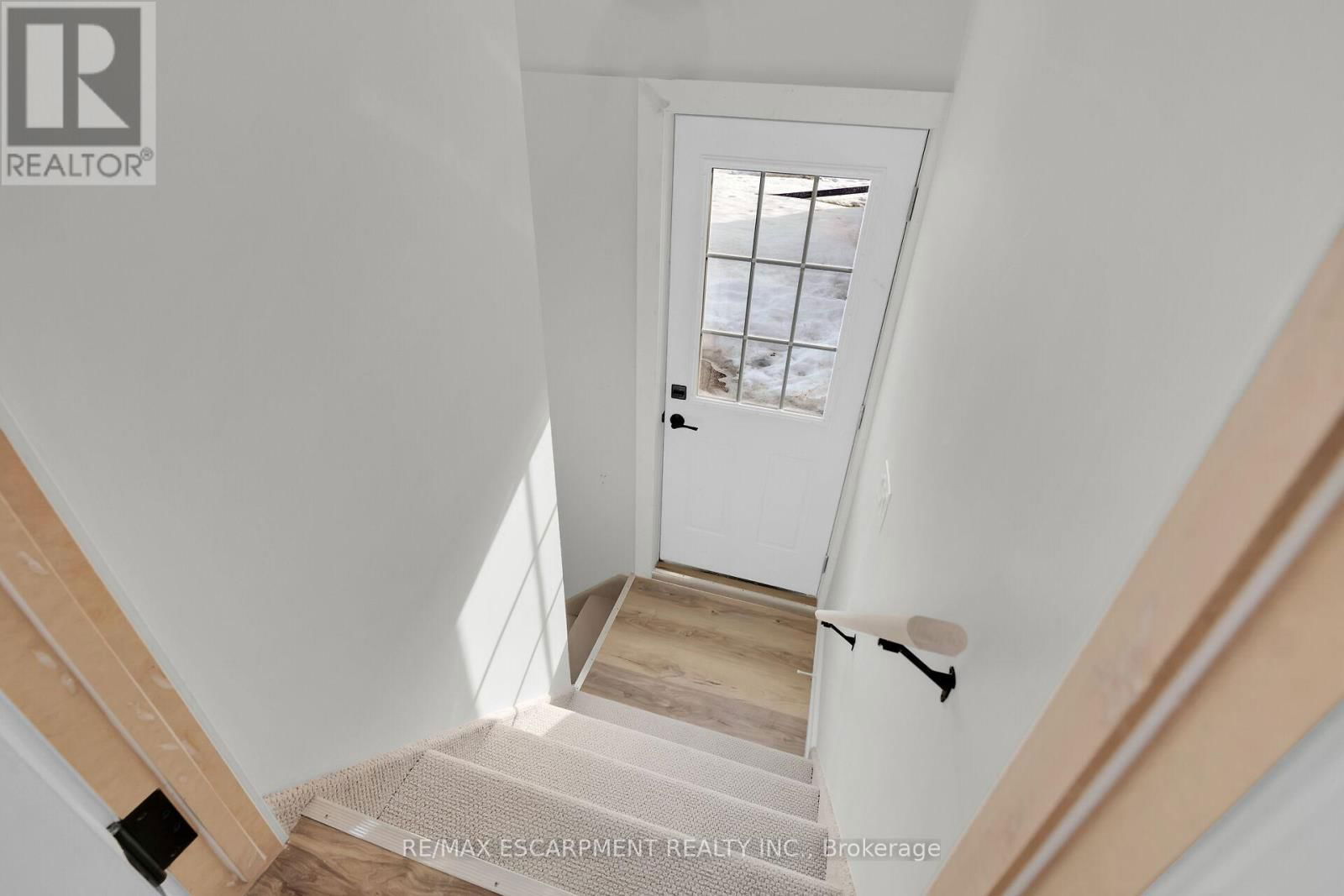 178 EAST 34TH STREET Image 21