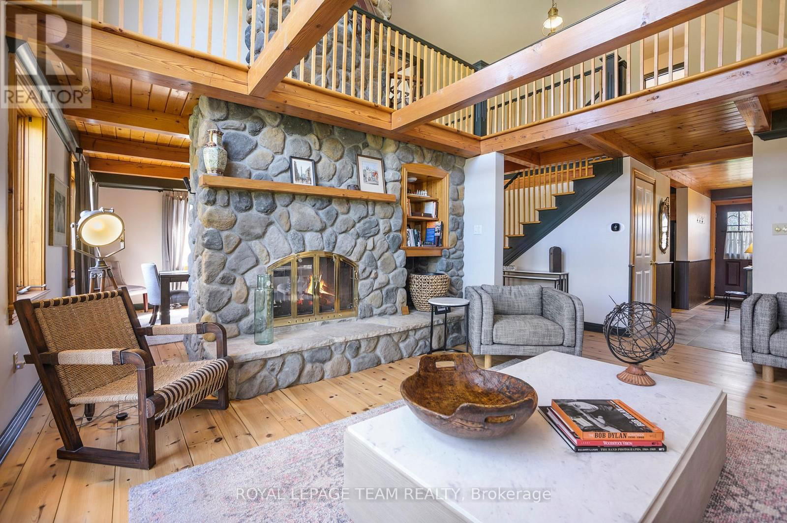 6 HENRY STREET Image 11