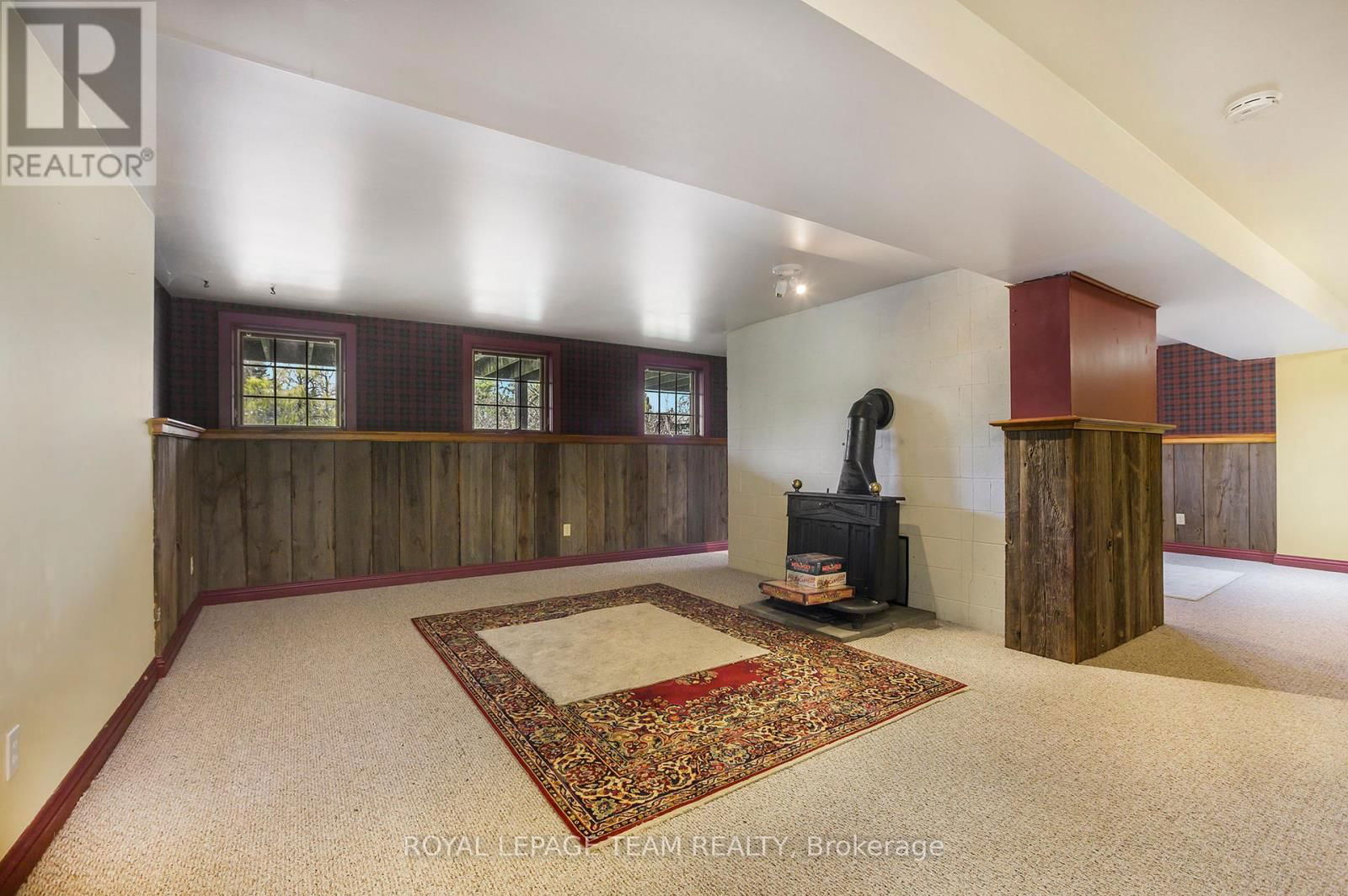 6 HENRY STREET Image 33