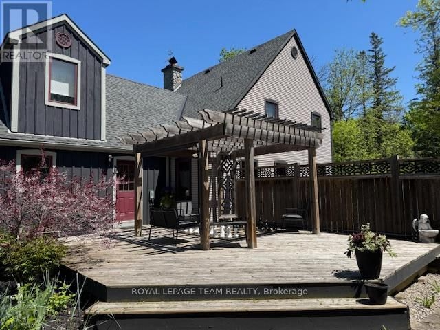 6 HENRY STREET Image 38