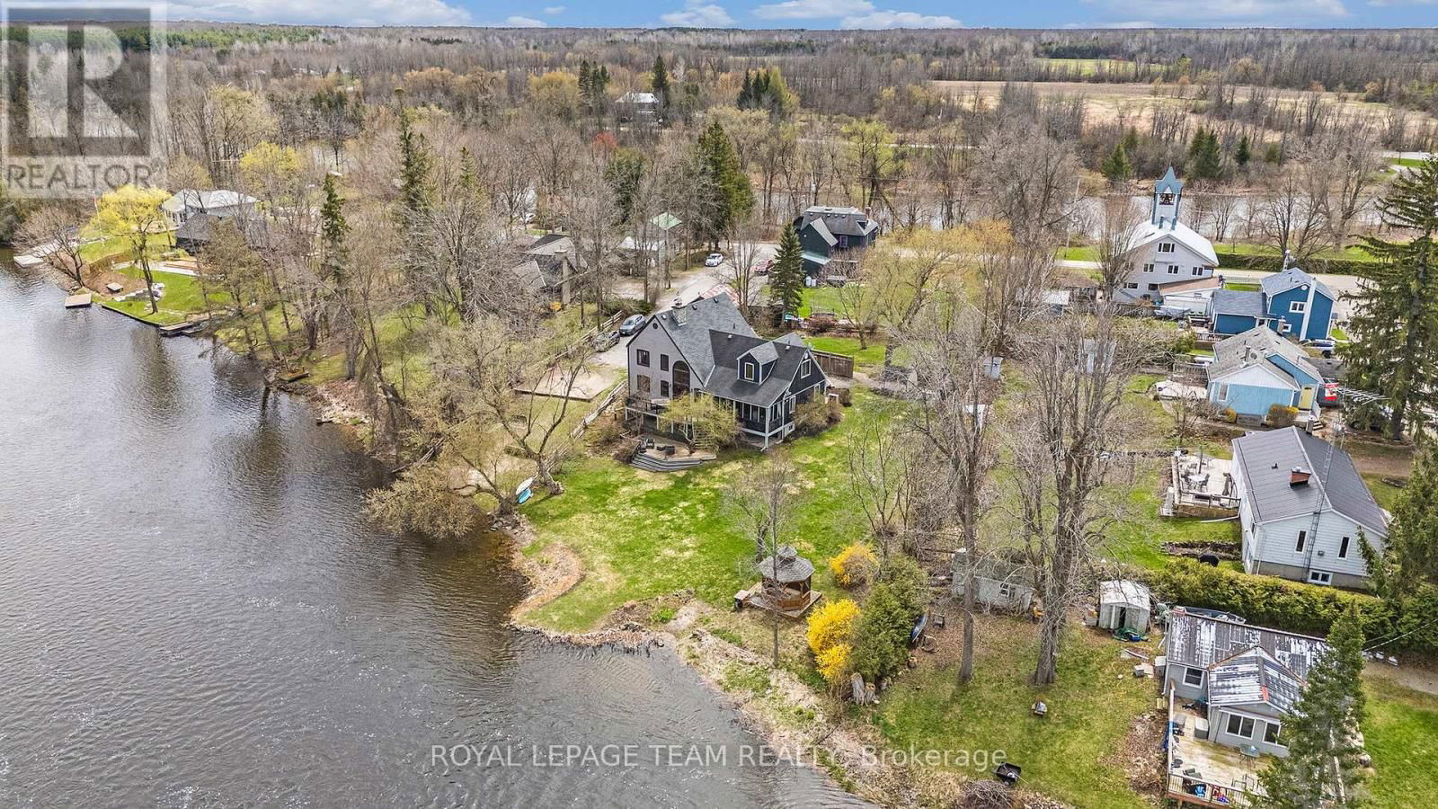 6 HENRY STREET Image 44