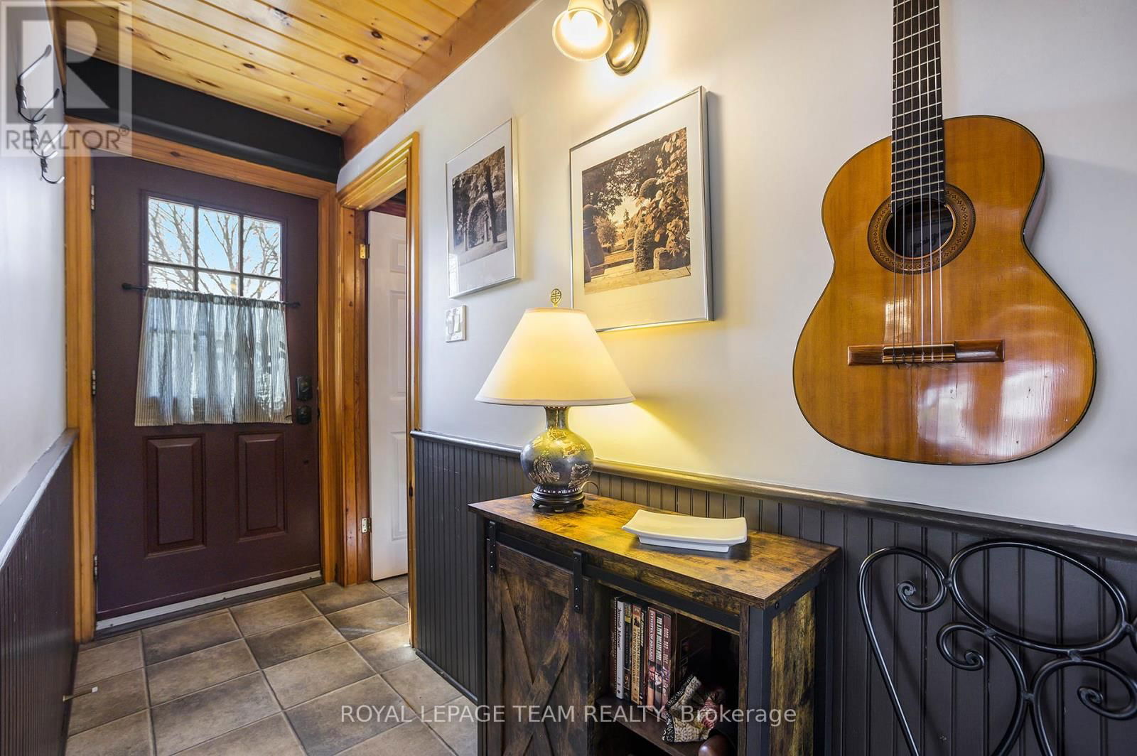 6 HENRY STREET Image 9