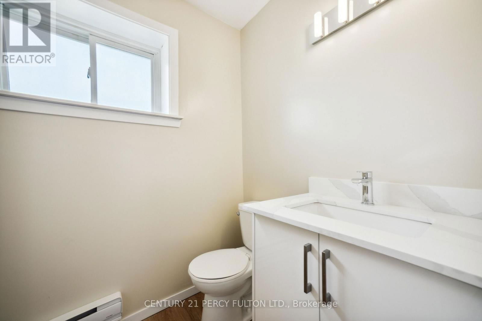 15 ISABEL STREET EAST Image 13