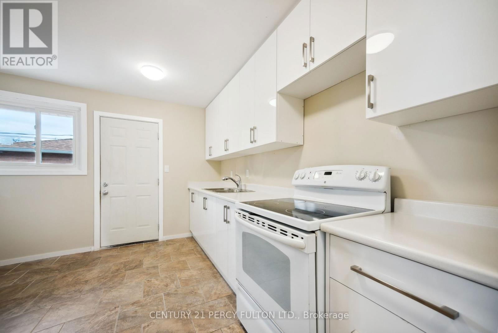 15 ISABEL STREET EAST Image 19