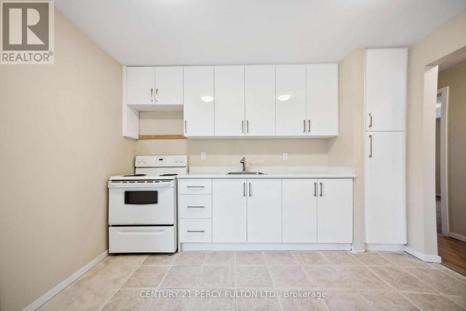 15 ISABEL STREET EAST Image 8