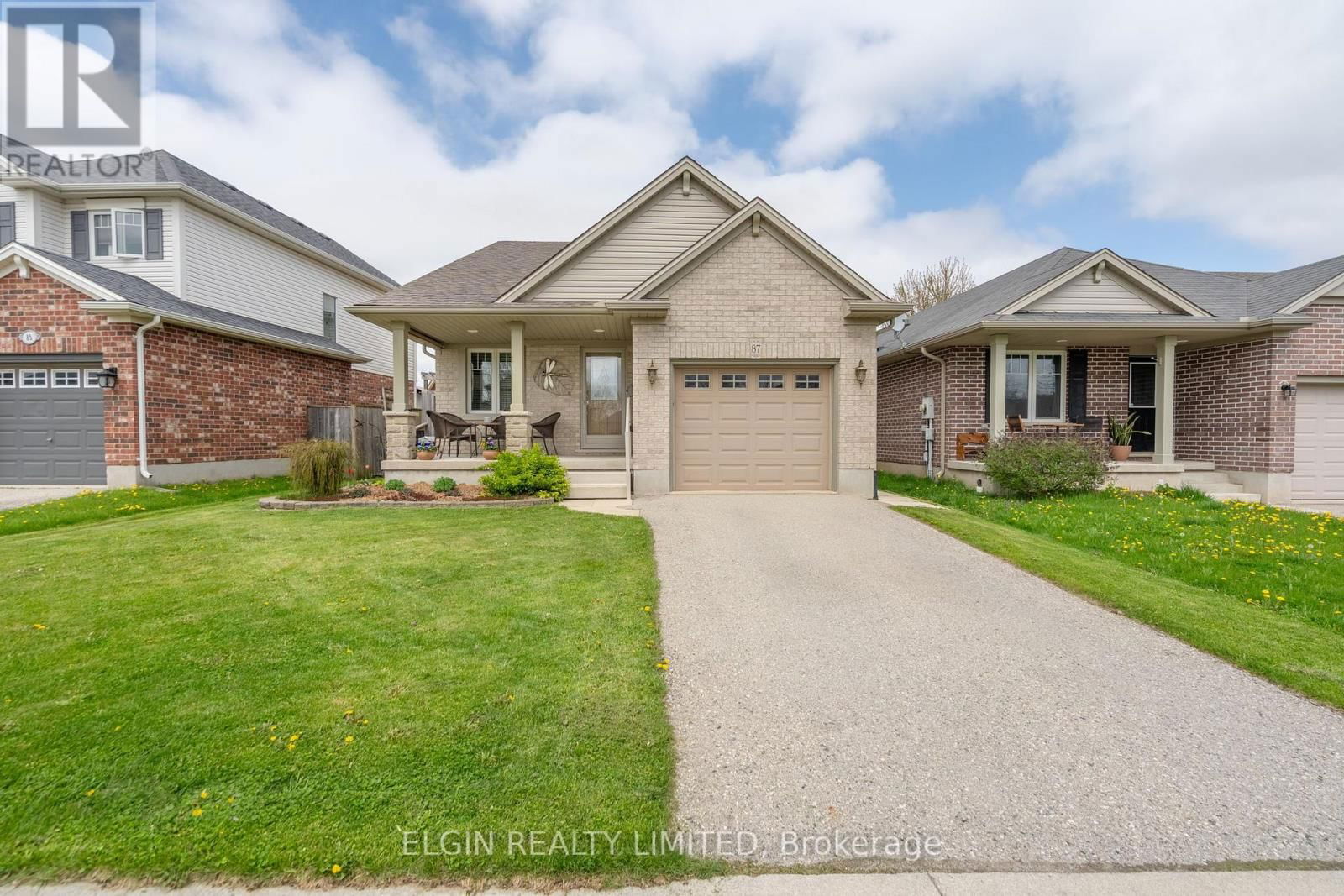 87 PINE VALLEY DRIVE Image 24
