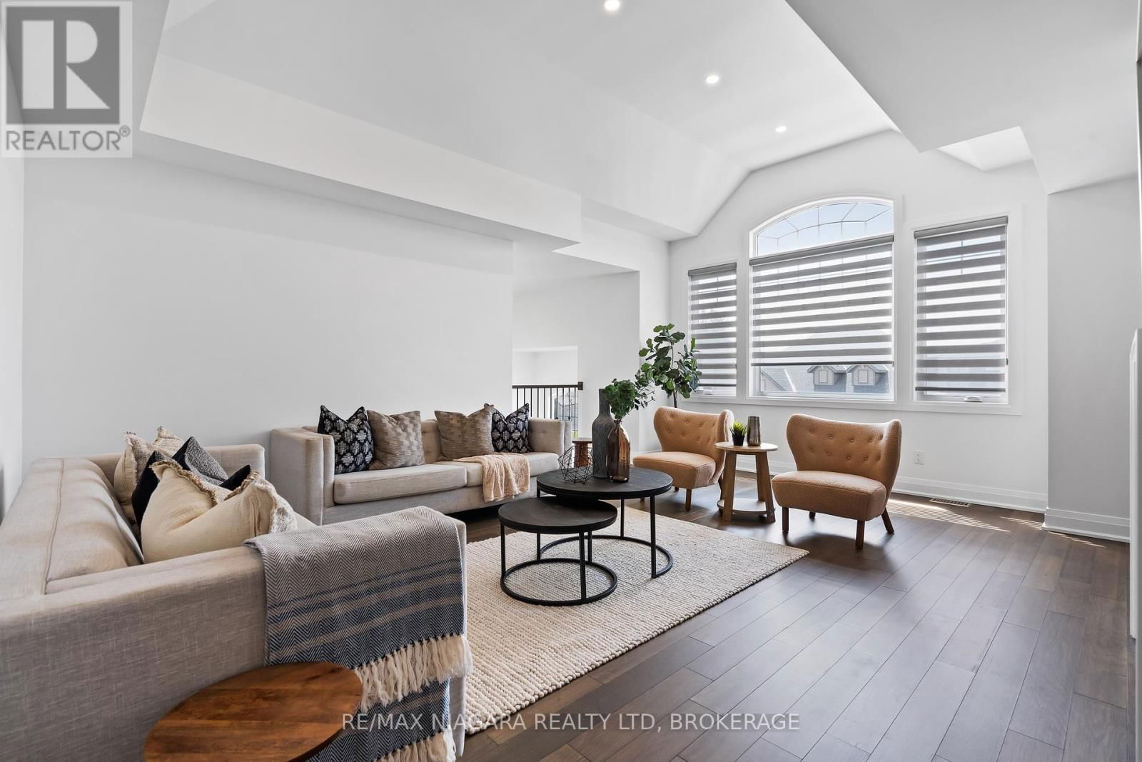 123 SUSAN DRIVE Image 17