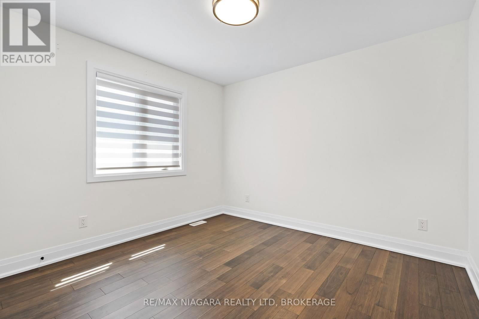 123 SUSAN DRIVE Image 24