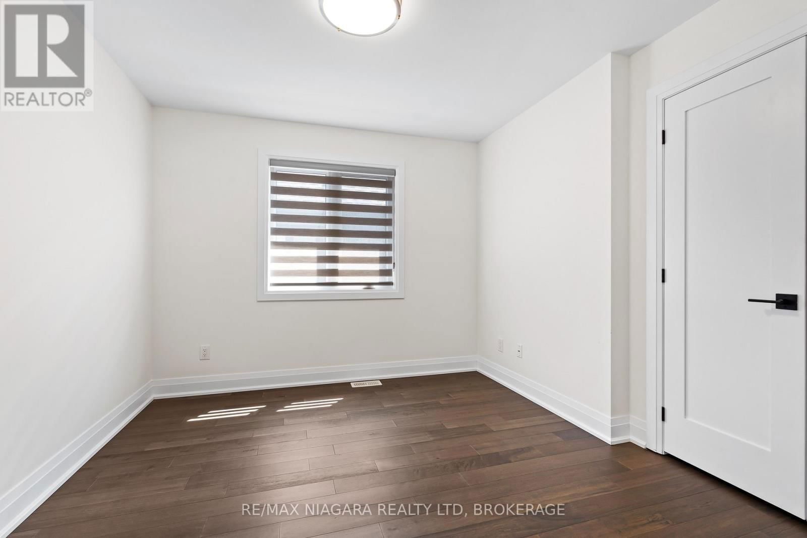 123 SUSAN DRIVE Image 25