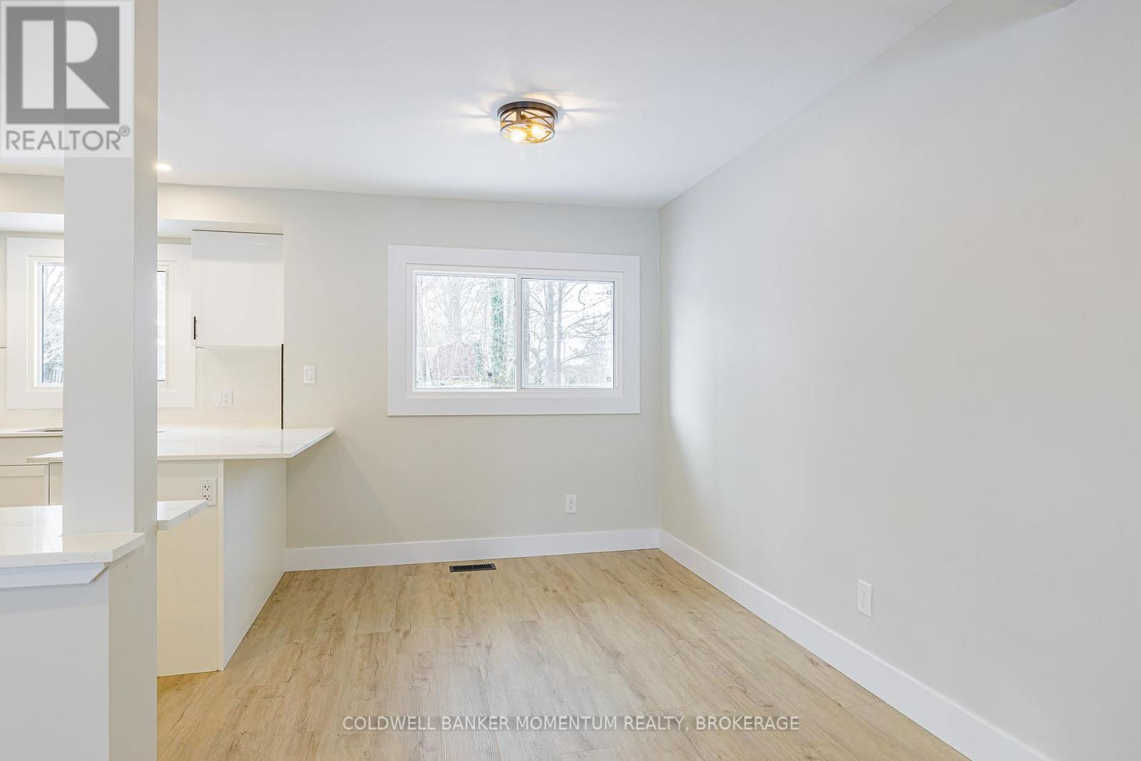 85 WOODLAWN ROAD Image 11