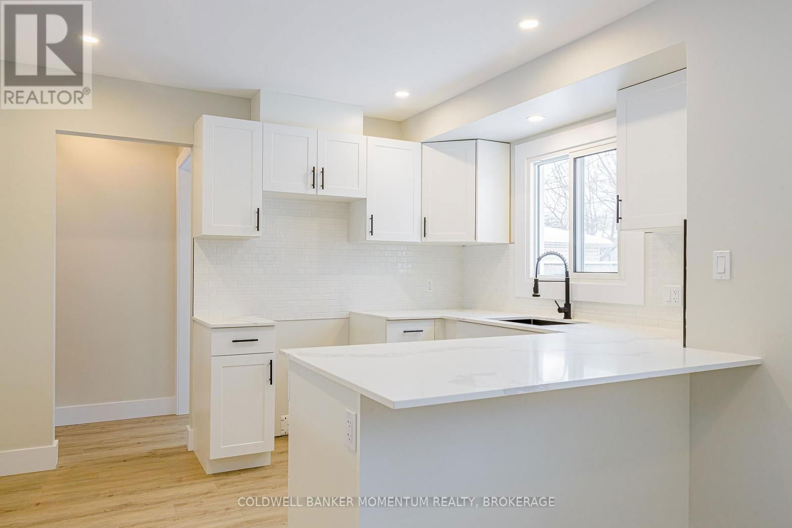 85 WOODLAWN ROAD Image 15