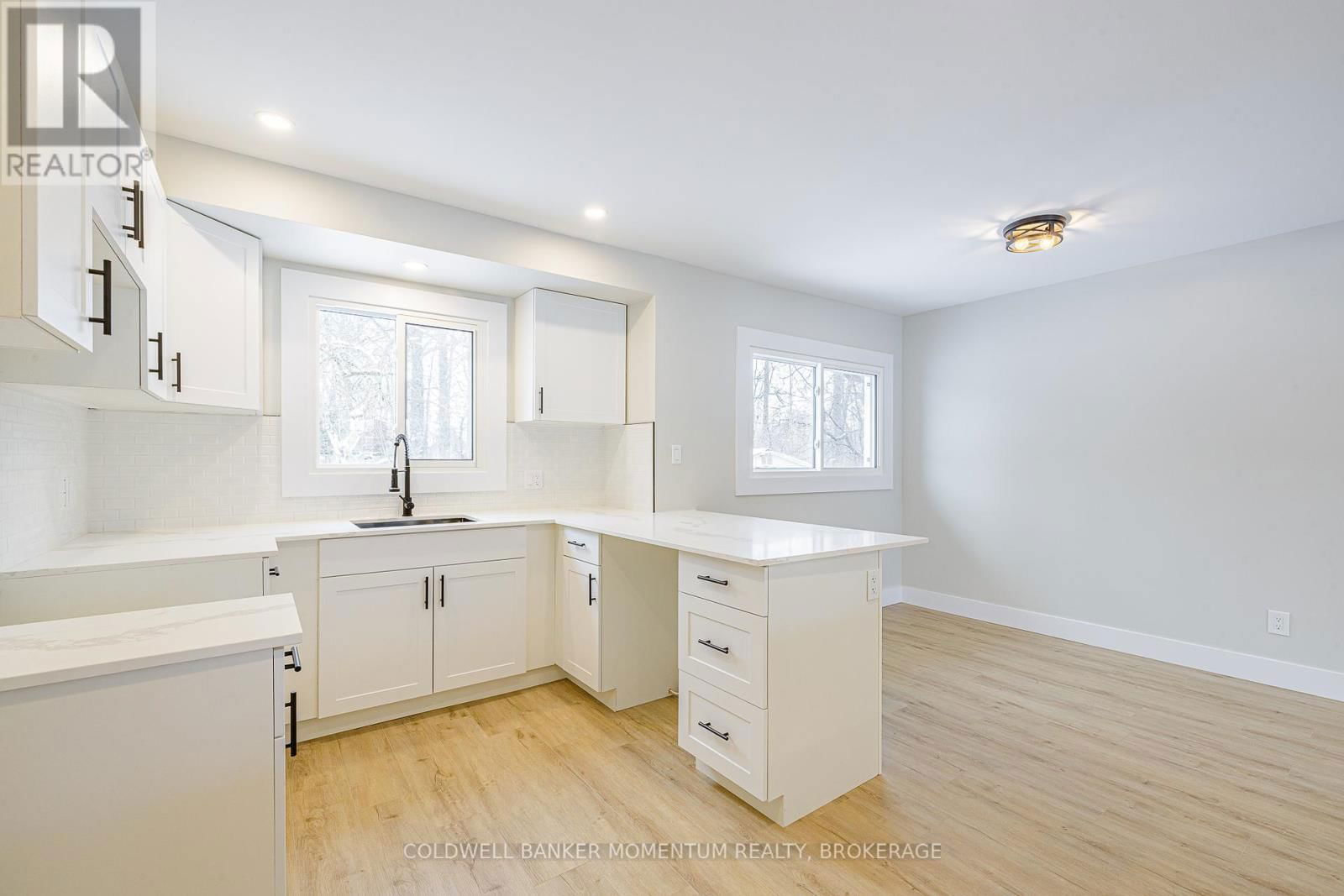 85 WOODLAWN ROAD Image 16