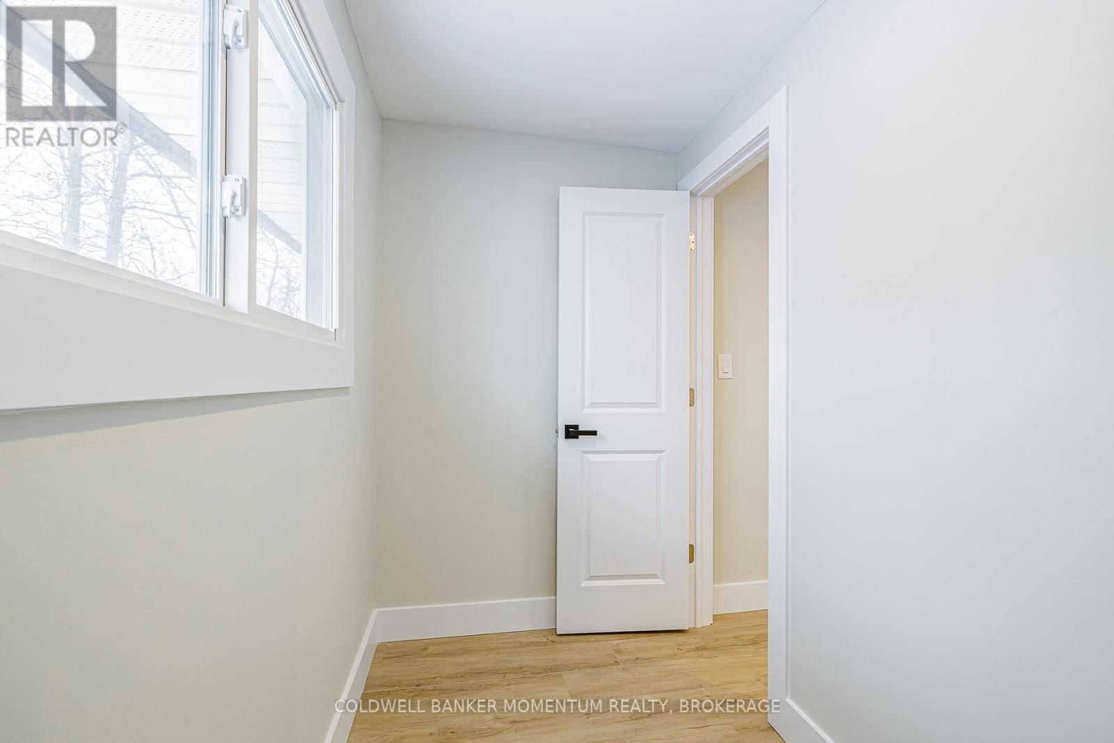 85 WOODLAWN ROAD Image 21