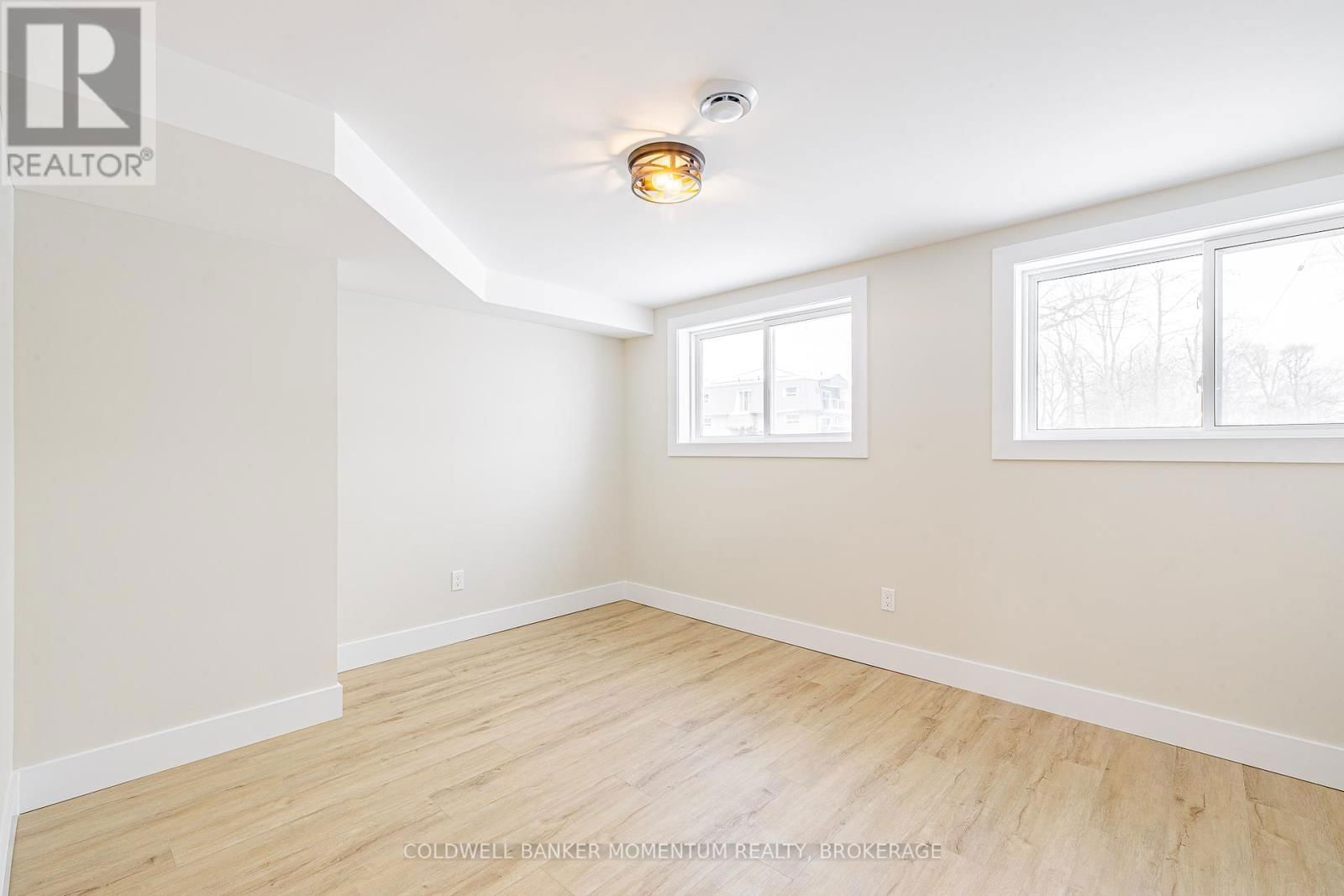 85 WOODLAWN ROAD Image 29