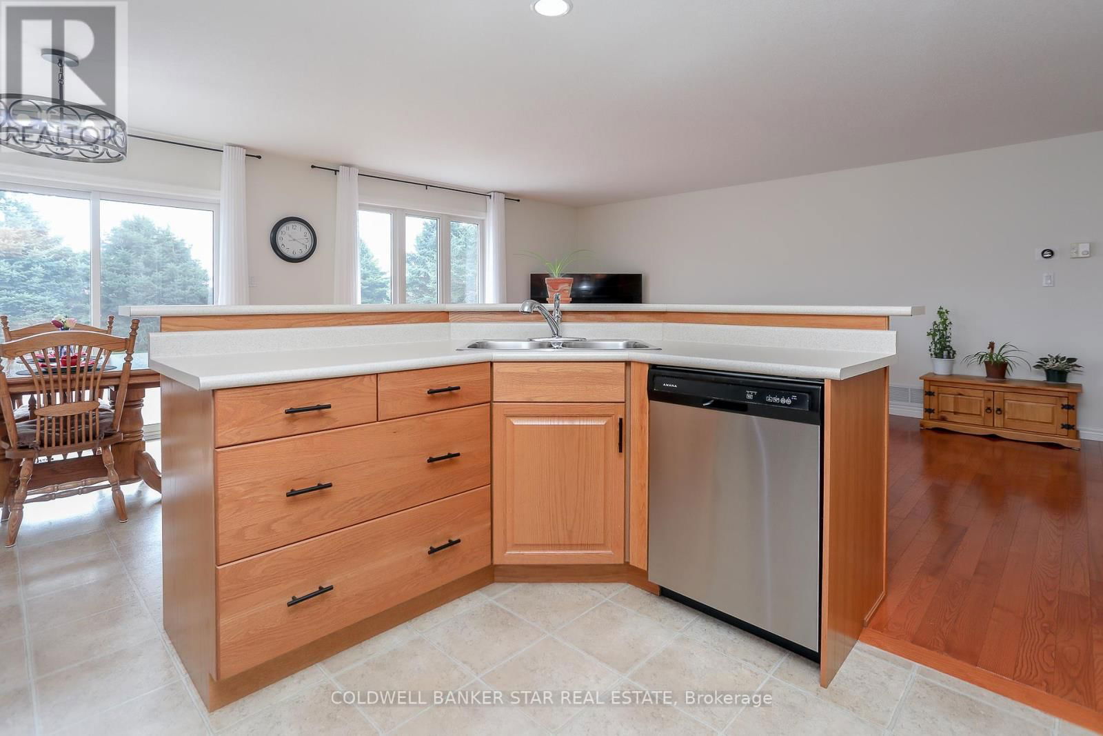 5176 IMPERIAL ROAD Image 18