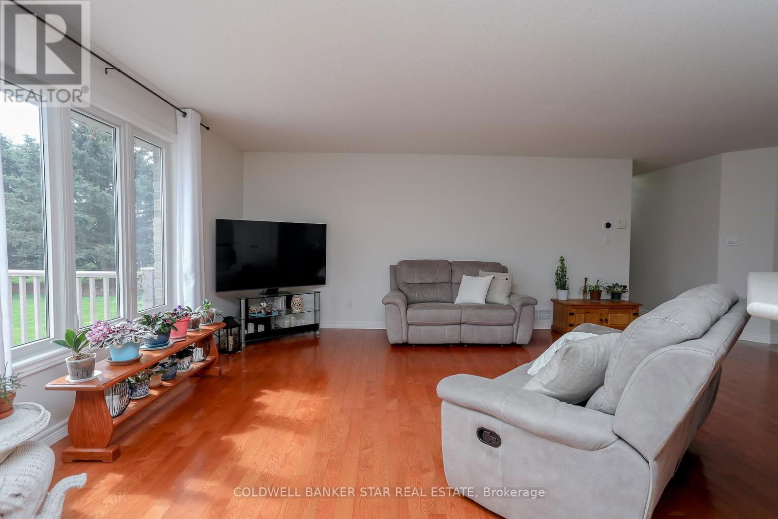 5176 IMPERIAL ROAD Image 20