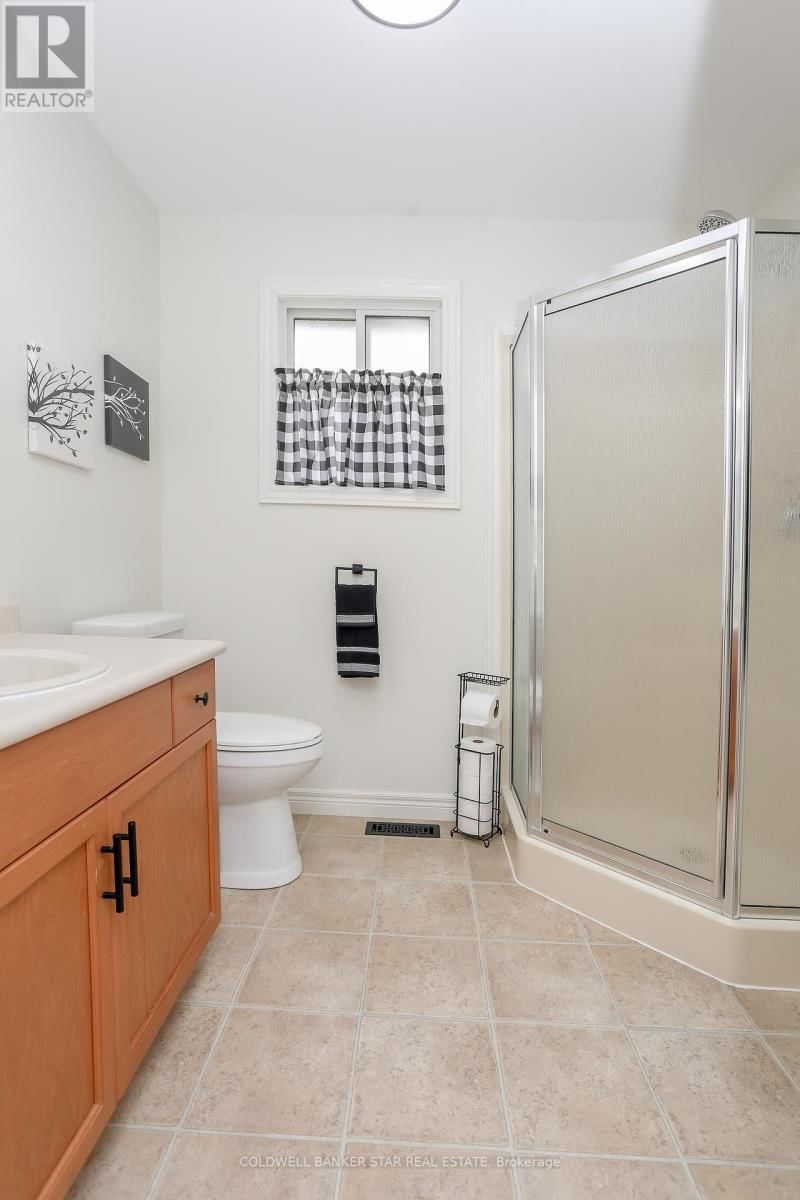 5176 IMPERIAL ROAD Image 27