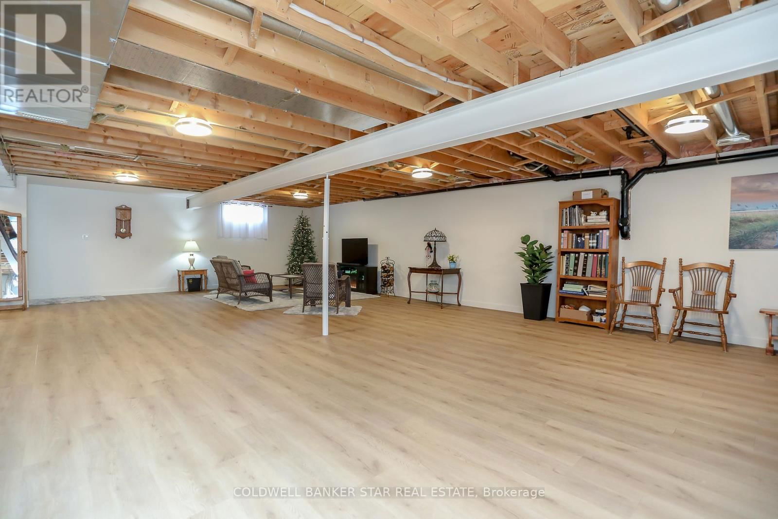 5176 IMPERIAL ROAD Image 39