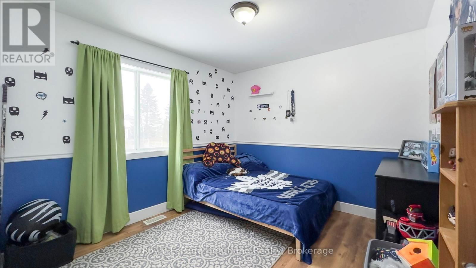 223 BENNETT STREET EAST Image 20