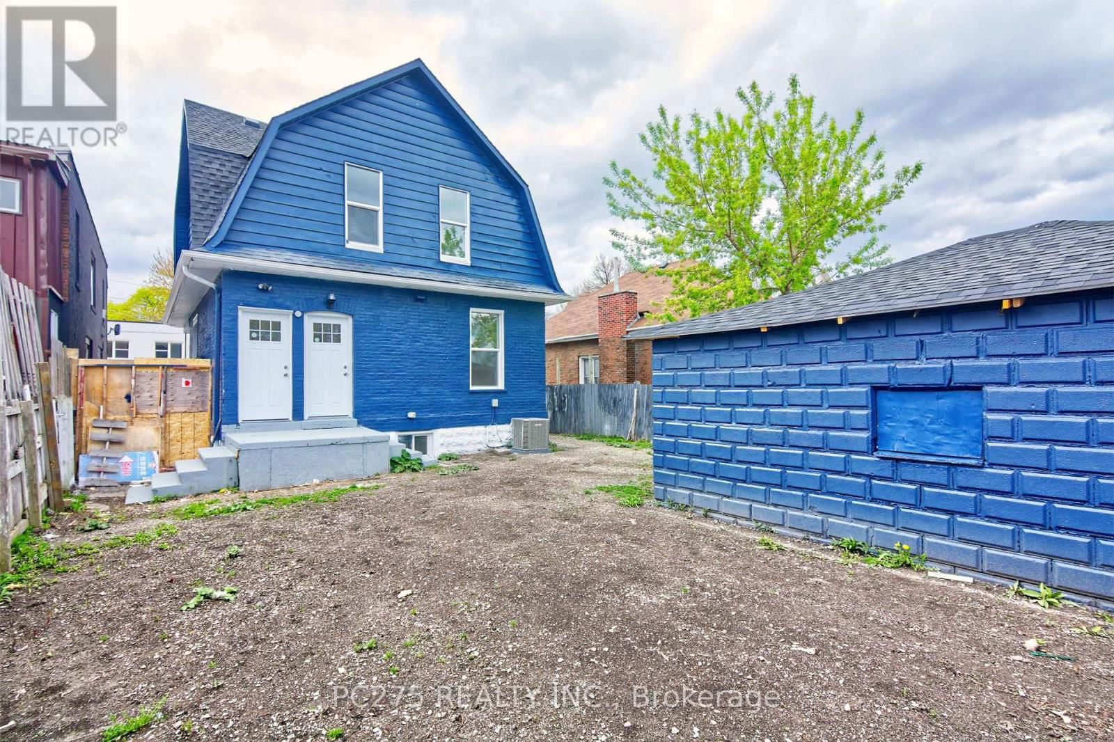 272 VIDAL STREET SOUTH Image 33