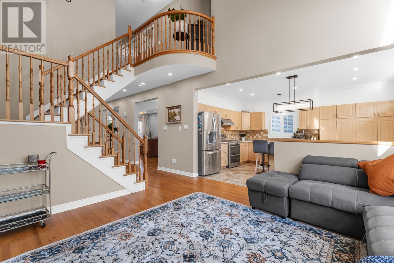 143 BOREALIS CRESCENT Image 15