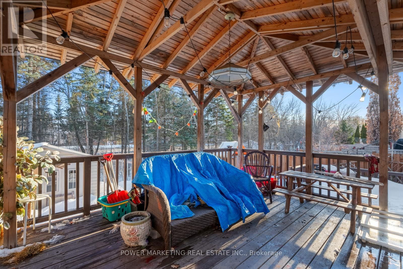 143 BOREALIS CRESCENT Image 39