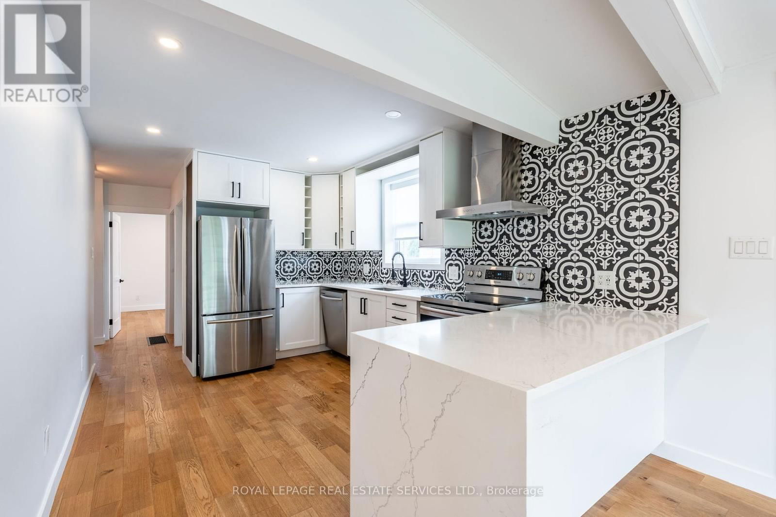 182 CLOVERDALE AVENUE Image 18