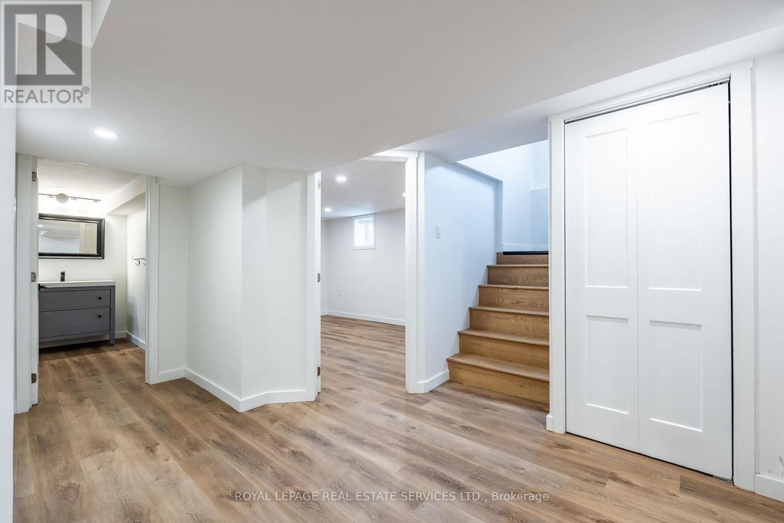 182 CLOVERDALE AVENUE Image 38