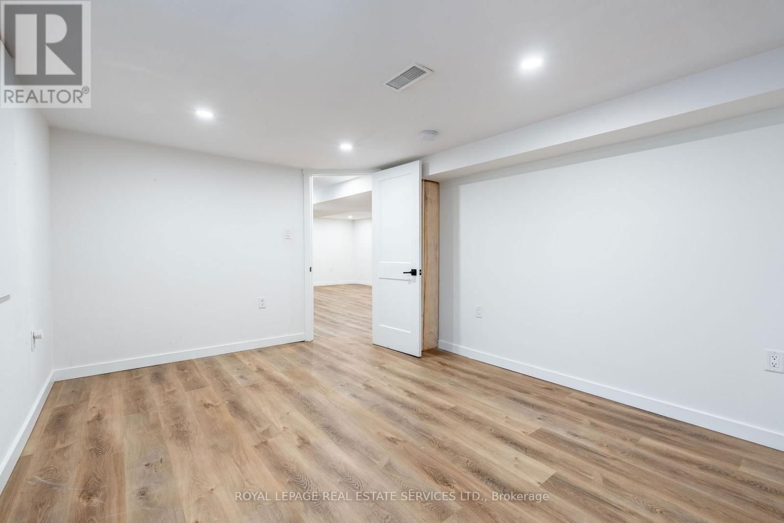 182 CLOVERDALE AVENUE Image 46