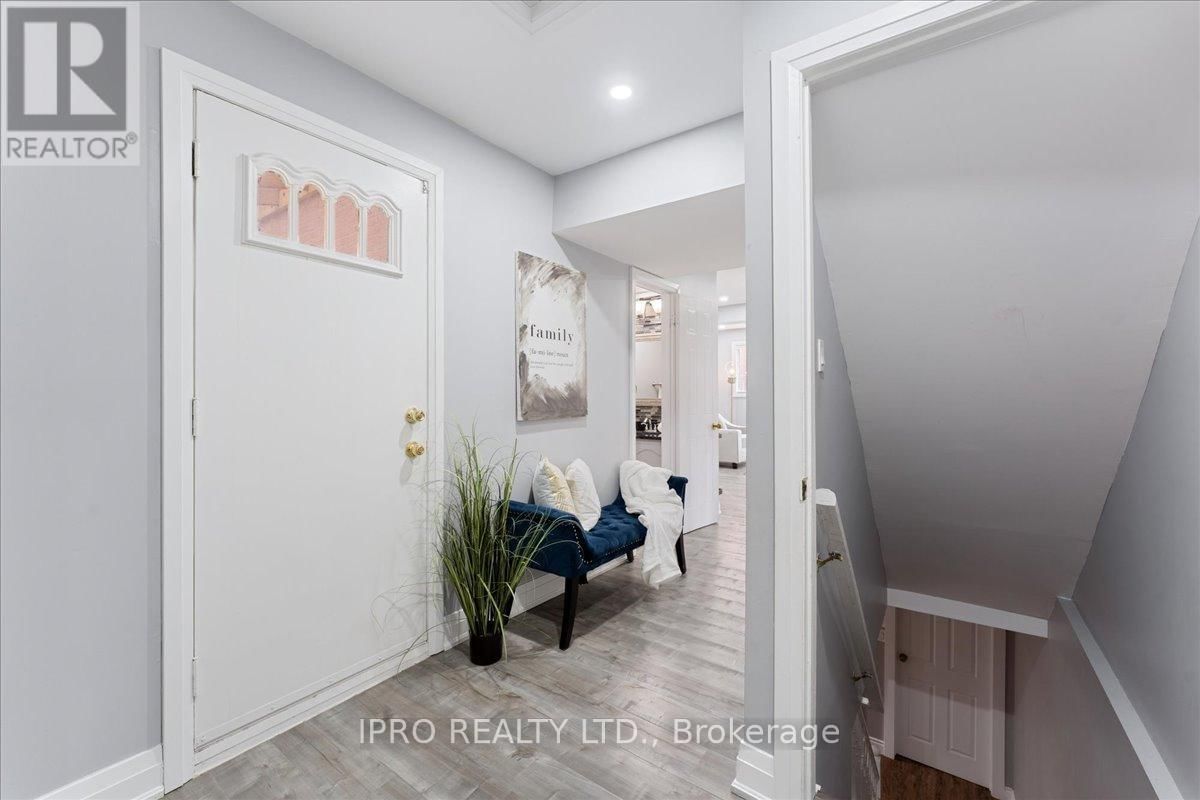 143 BAYNE CRESCENT Image 27