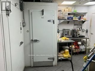 4 - 395 WELLINGTON RD Image 21