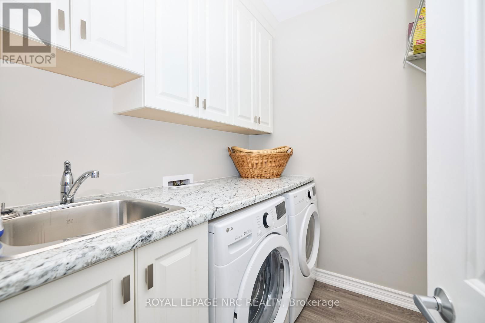 211 - 529 SOUTH PELHAM ROAD Image 25