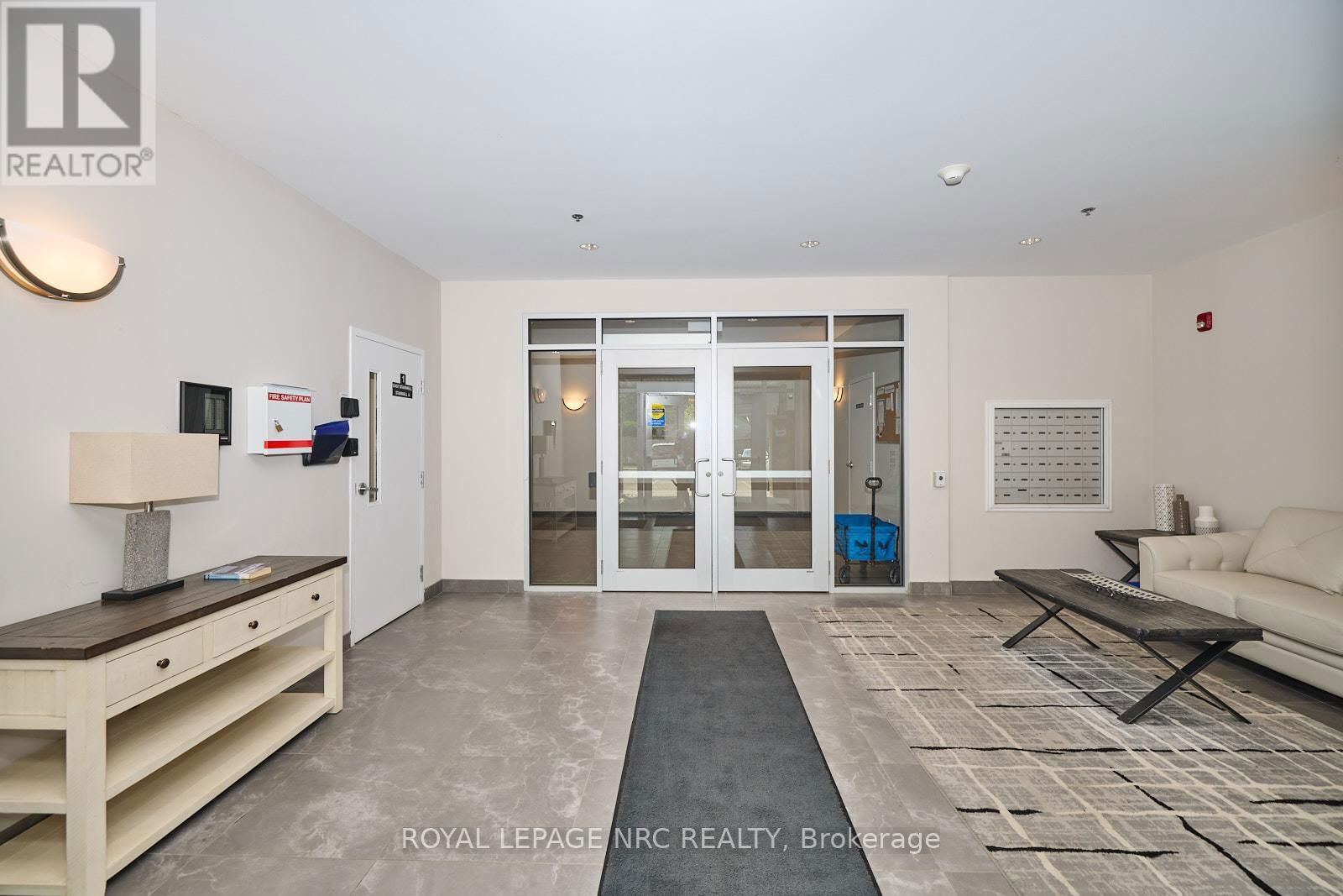 211 - 529 SOUTH PELHAM ROAD Image 5