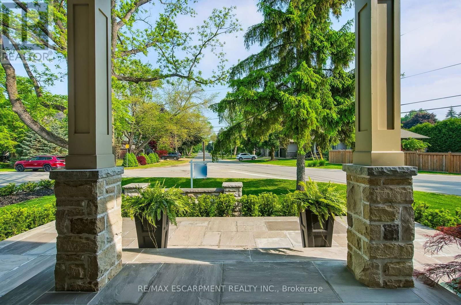 50 LLOYMINN AVENUE Image 4