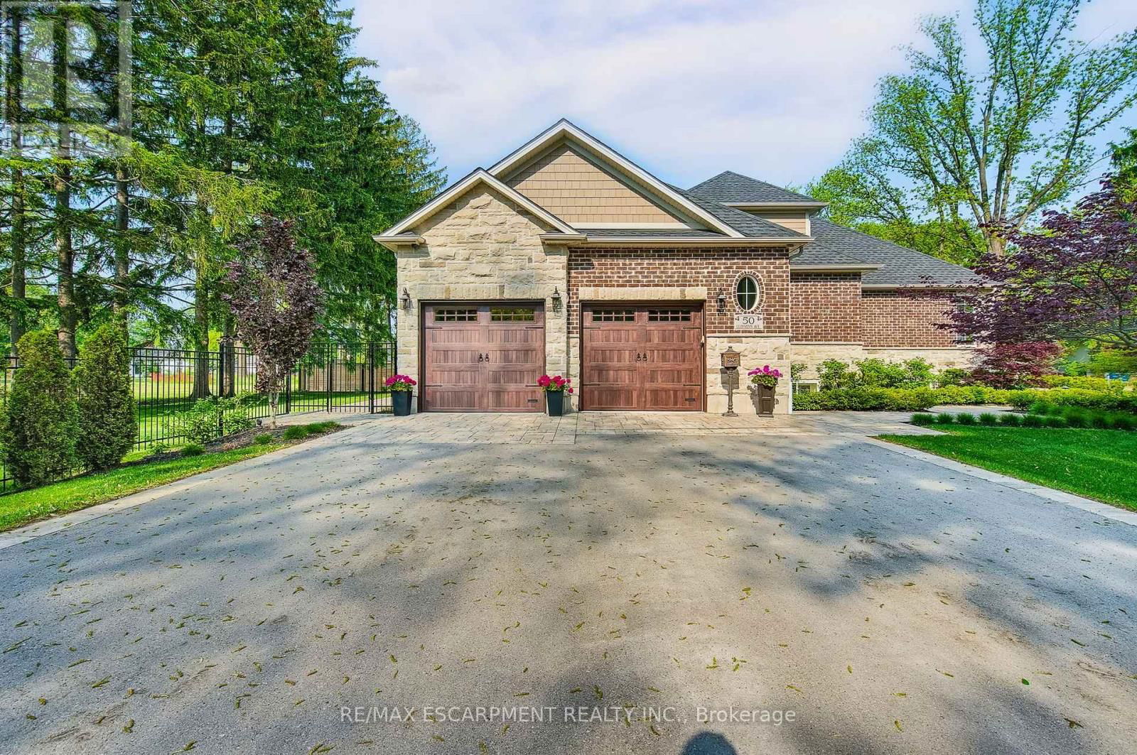 50 LLOYMINN AVENUE Image 6