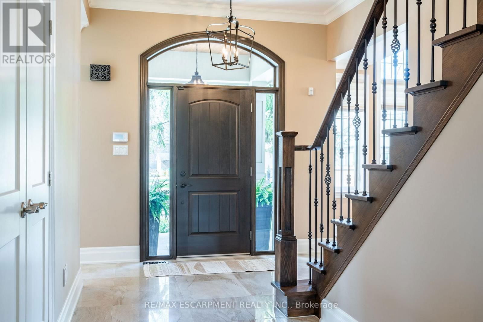 50 LLOYMINN AVENUE Image 7
