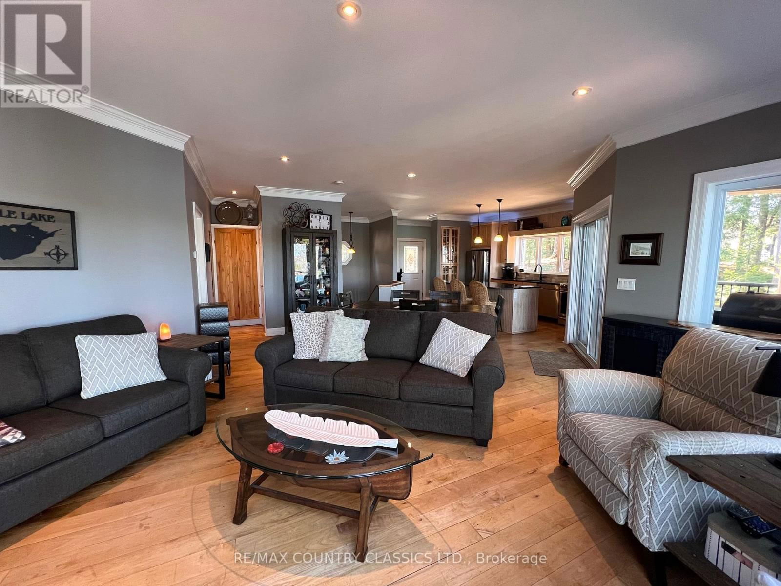 322B LAURETTA LANE Image 22