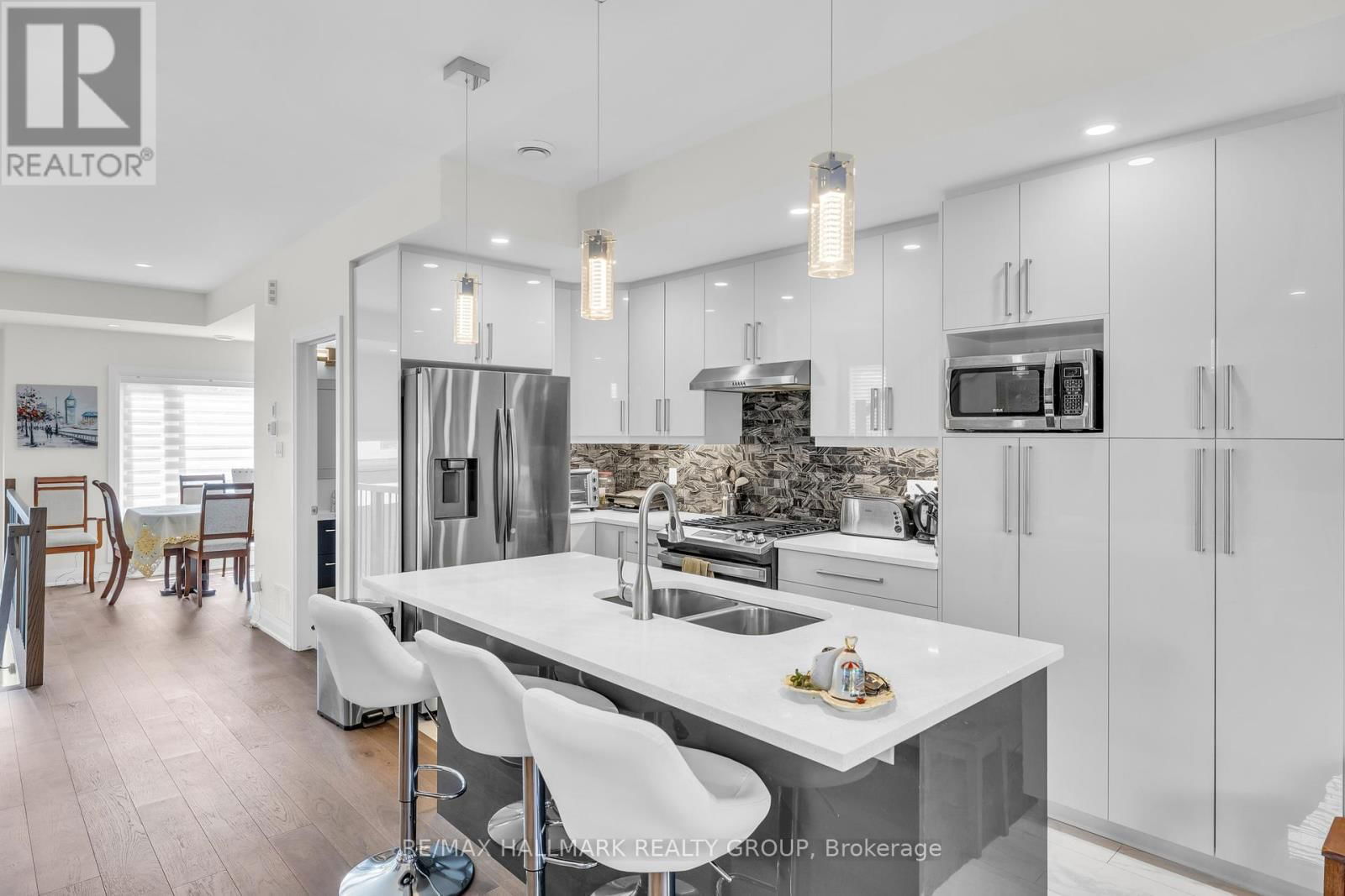 165 LONGPRE STREET Image 6