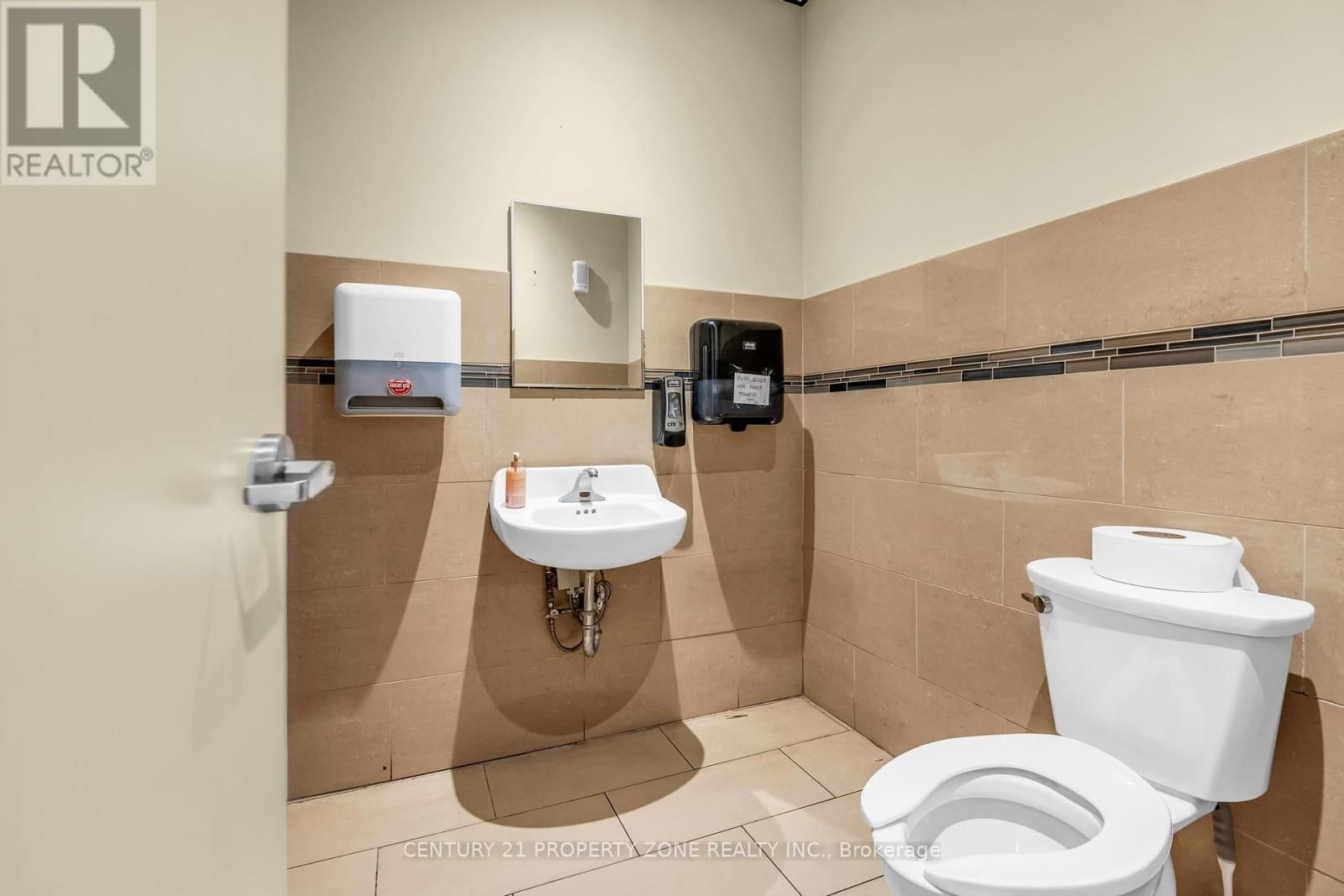 594 HESPELER ROAD Image 37