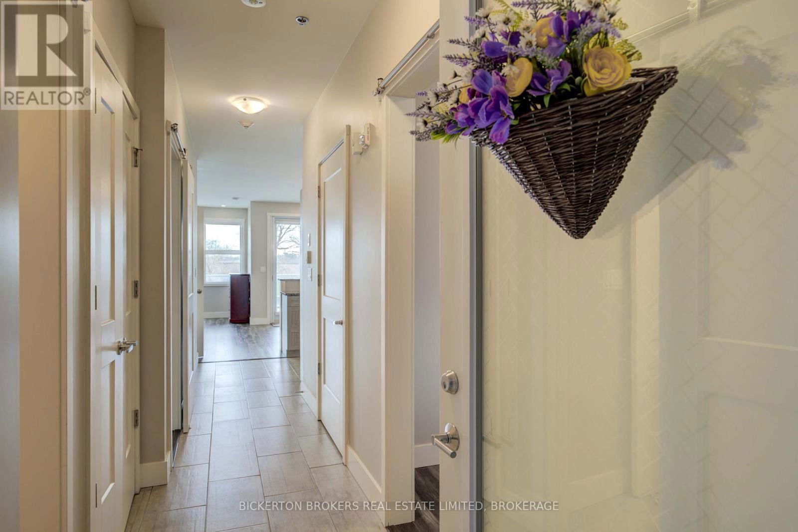 212 - 130 WATER STREET Image 6