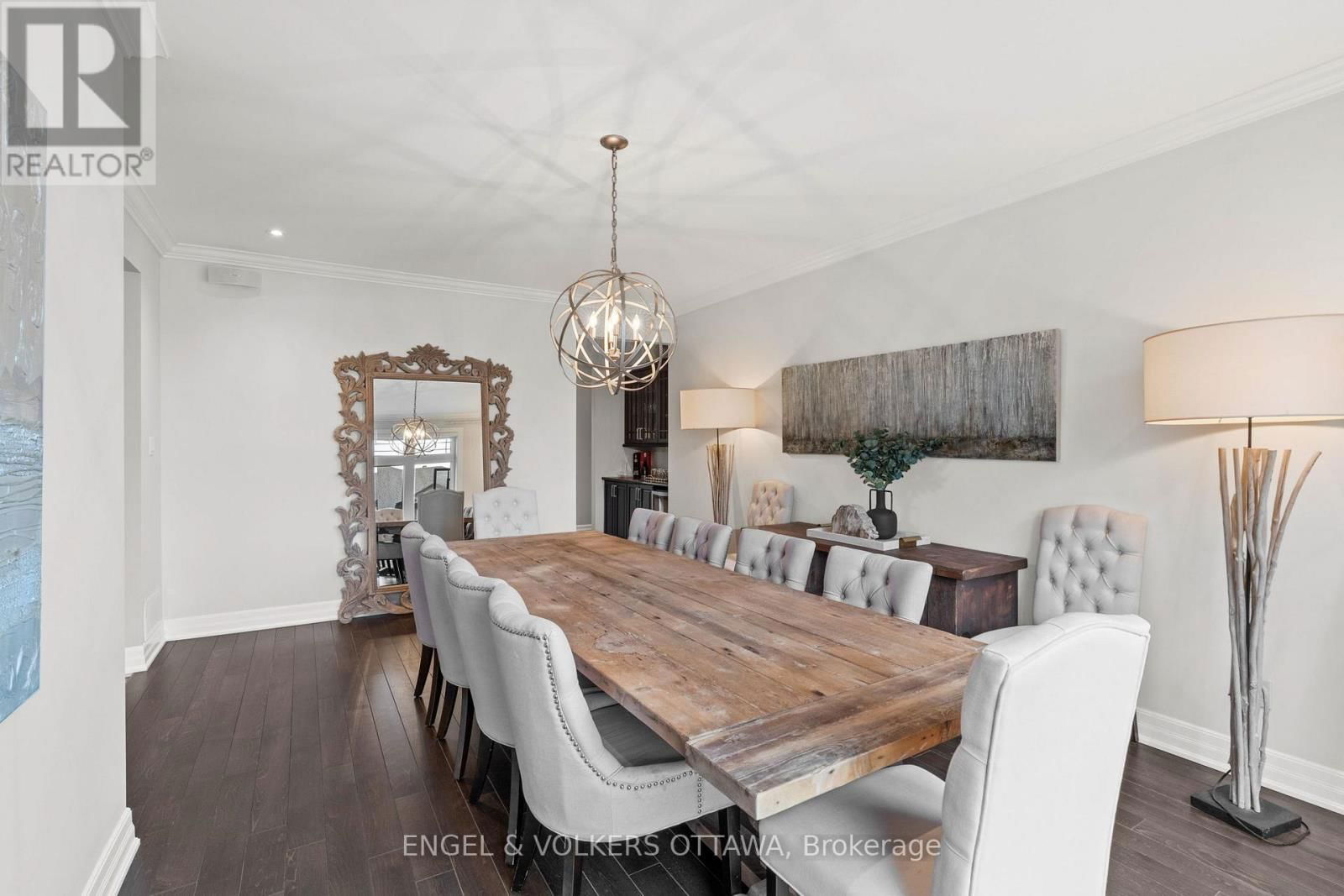 450 LOCKMASTER CRESCENT Image 17