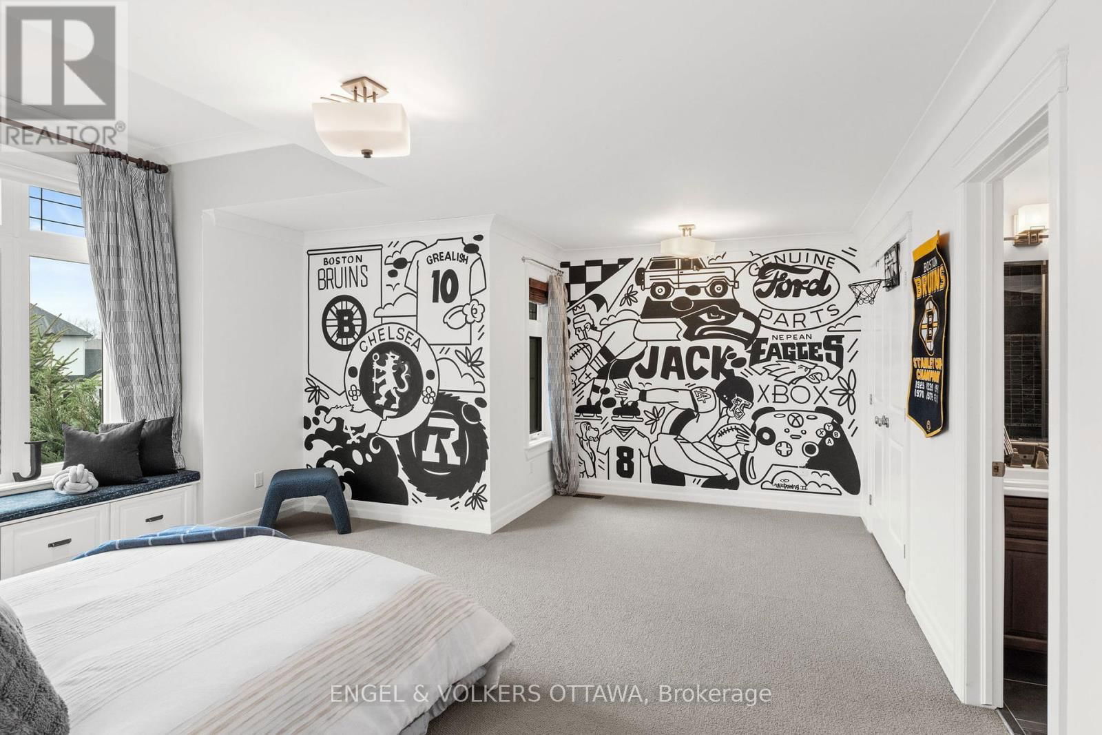 450 LOCKMASTER CRESCENT Image 34