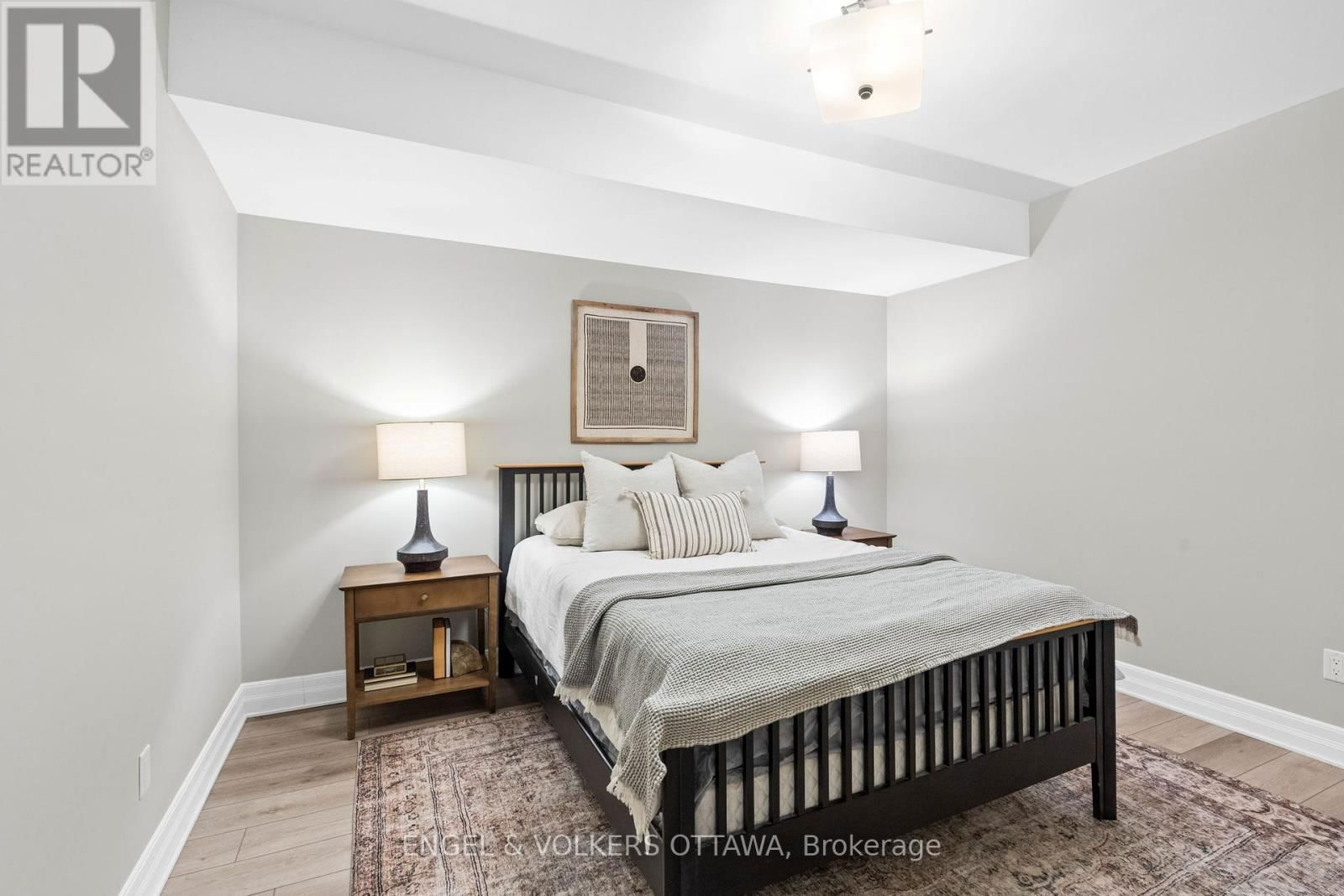 450 LOCKMASTER CRESCENT Image 47