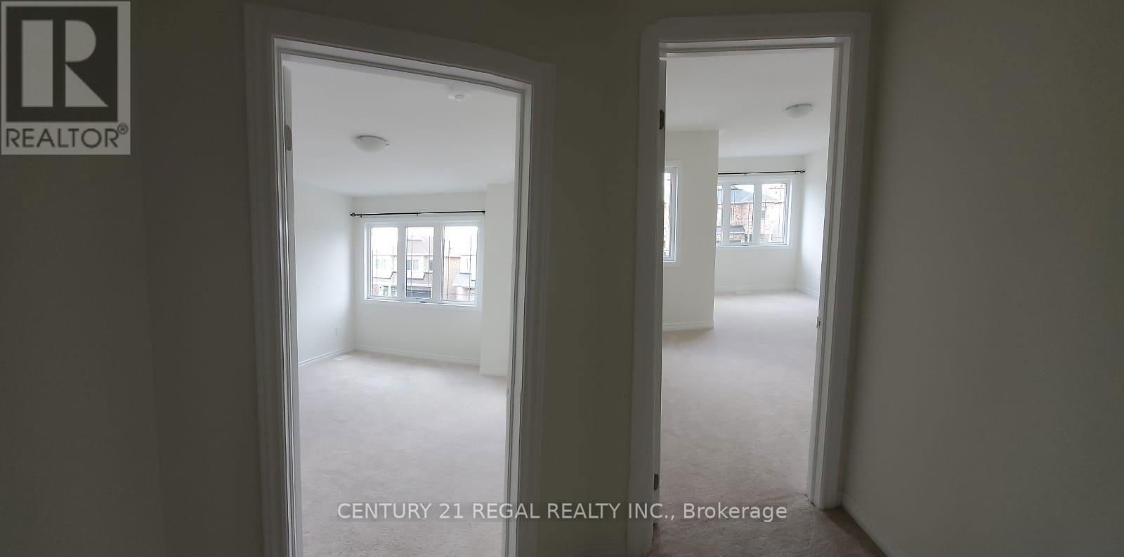 36 PALACE STREET Image 12