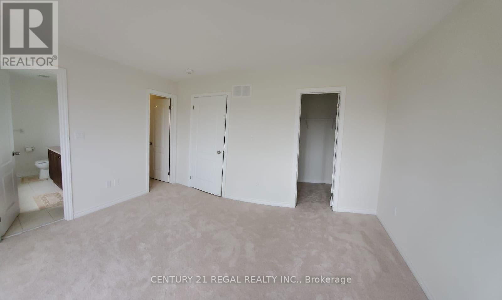36 PALACE STREET Image 9