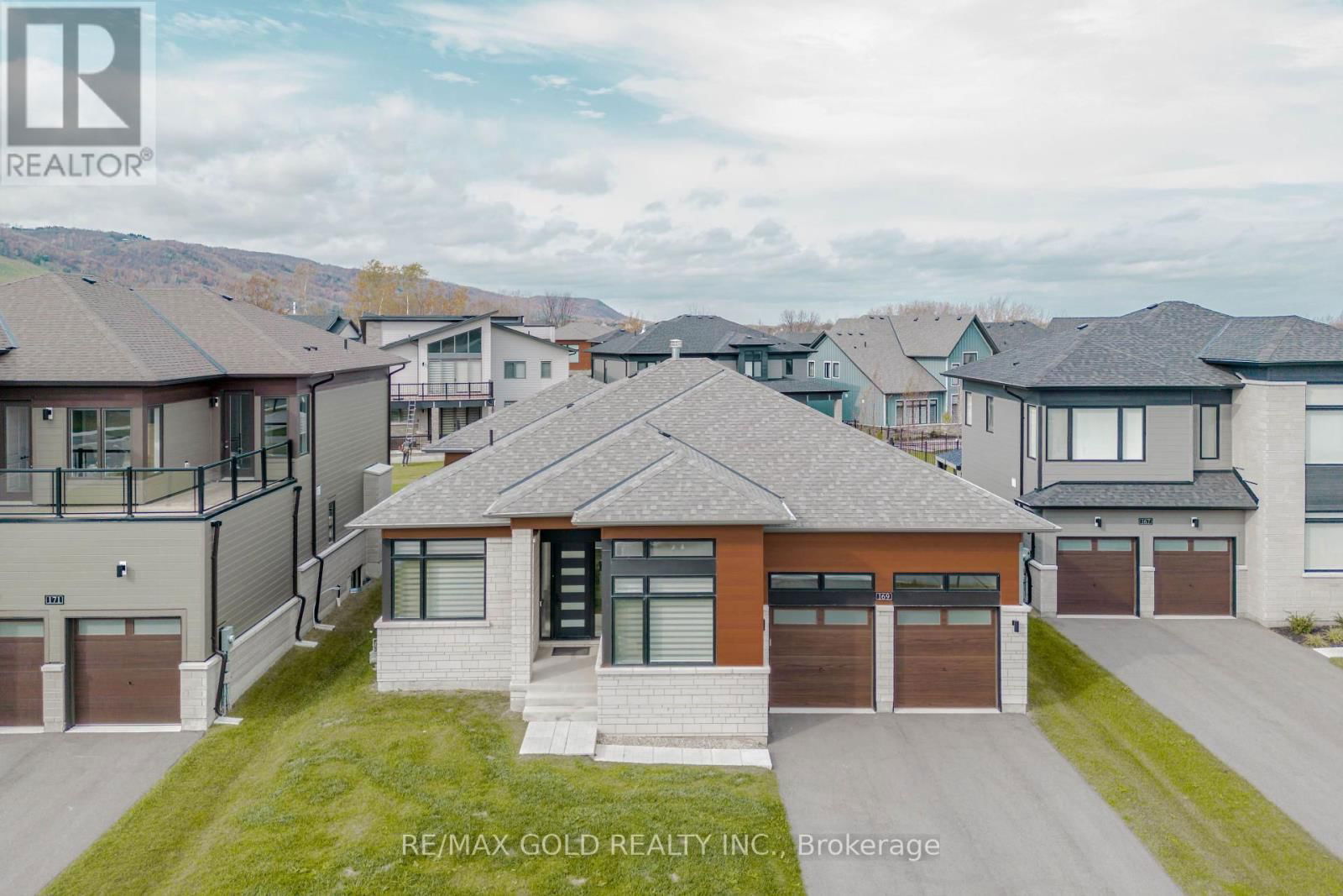 169 SPRINGSIDE CRESCENT Image 1