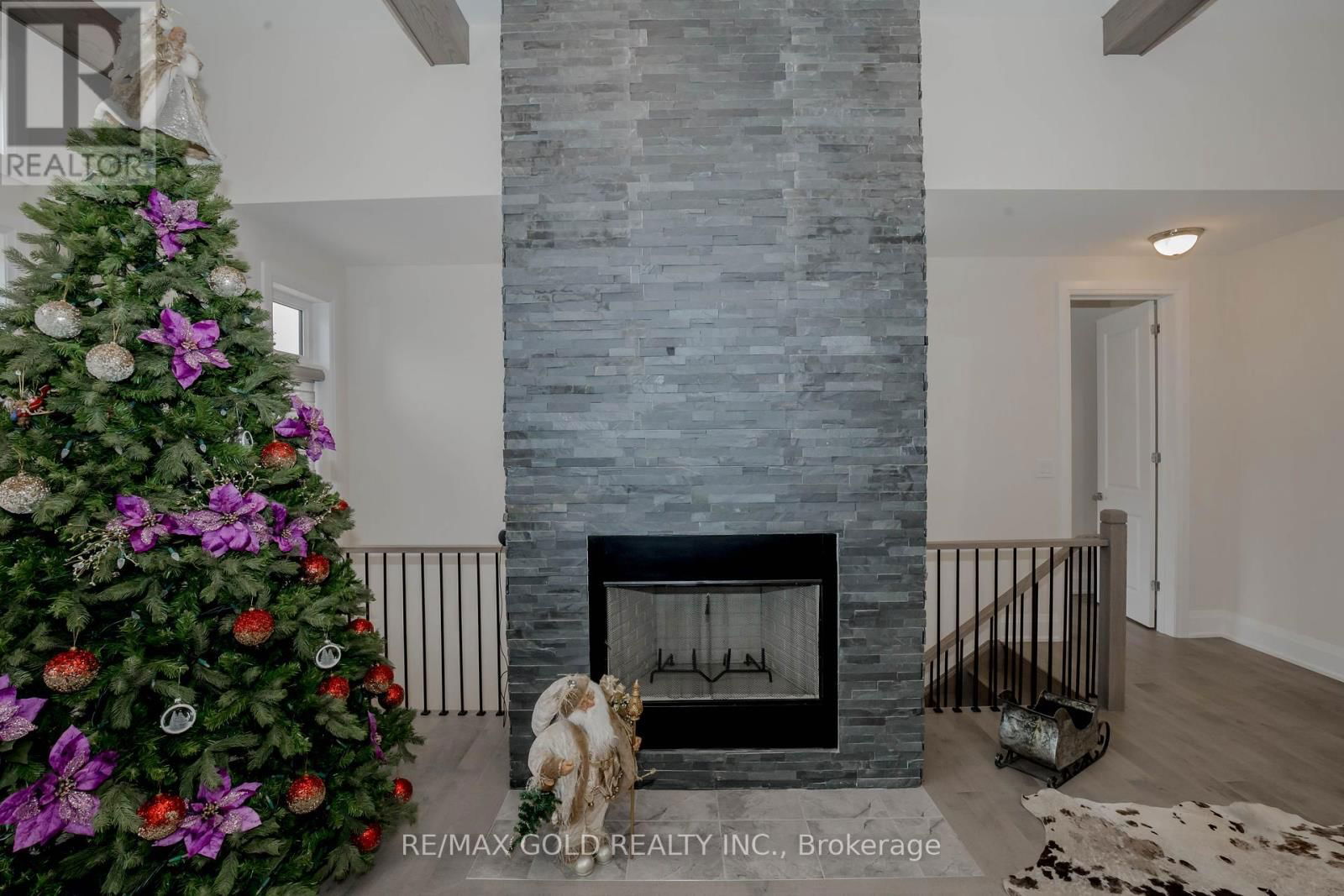 169 SPRINGSIDE CRESCENT Image 19