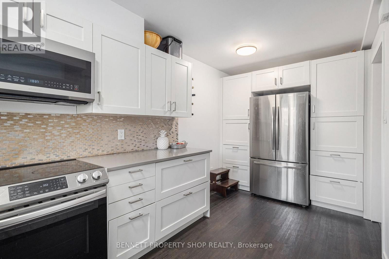 52 SANDHURST COURT Image 13