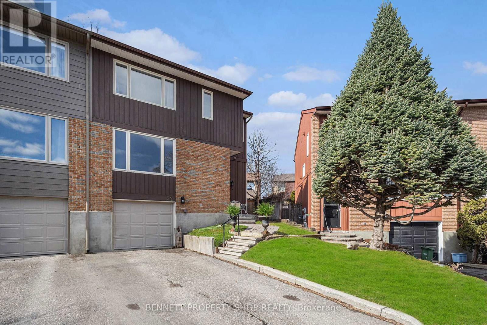 52 SANDHURST COURT Image 2