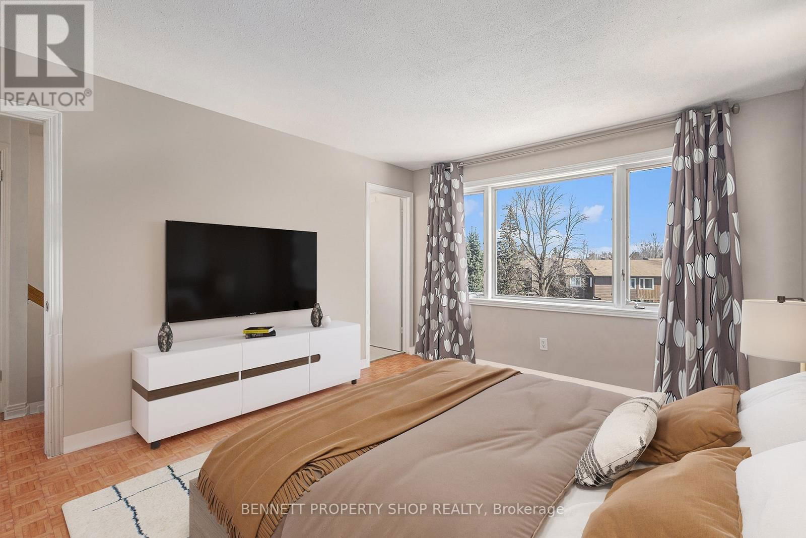 52 SANDHURST COURT Image 20